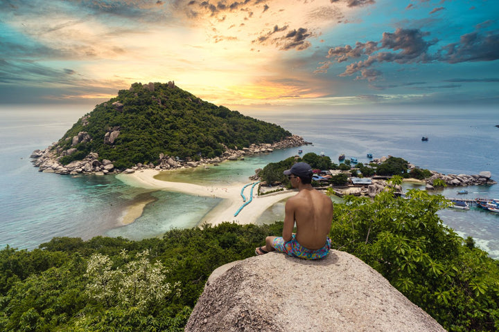 Sunset view over Koh Nang Yuan