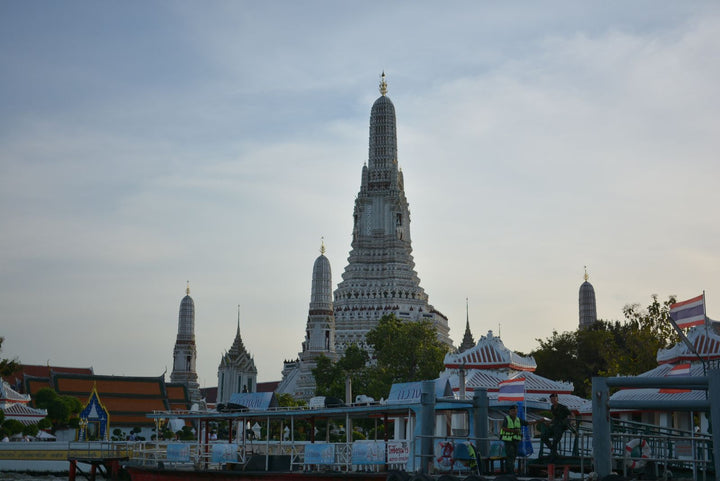 Wat Arun at dusk, Bangkok