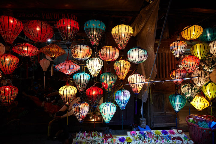 Paper lanterns at the Hoi An night market